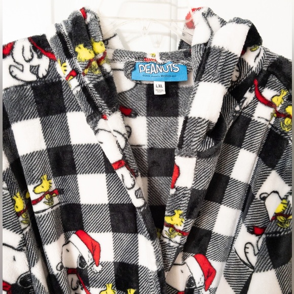 🔥PEANUTS FLEECE BATHROBE🔥 - Picture 3 of 3